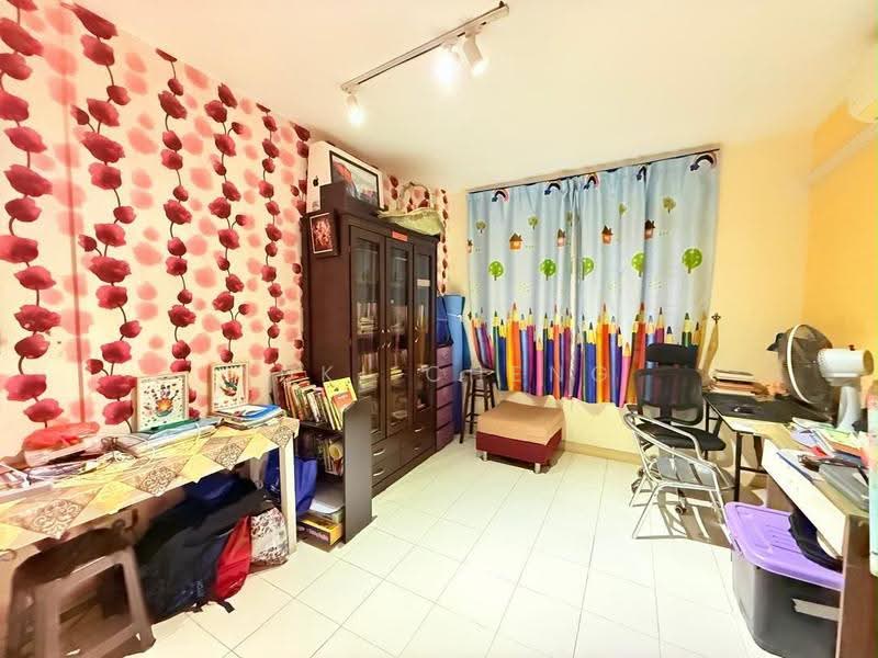 Rumah Bandar untuk Dijual di Johor Bahru (Johor) - Yuki Cheng - Study - PropertyGuru.com.my