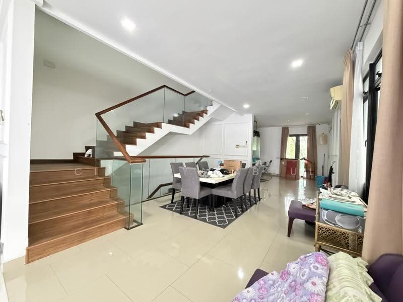 3-storey Terraced House for Sale in Taman Melawati (Ulu Kelang) - Cik Maya Abdul - Living Room - PropertyGuru.com.my