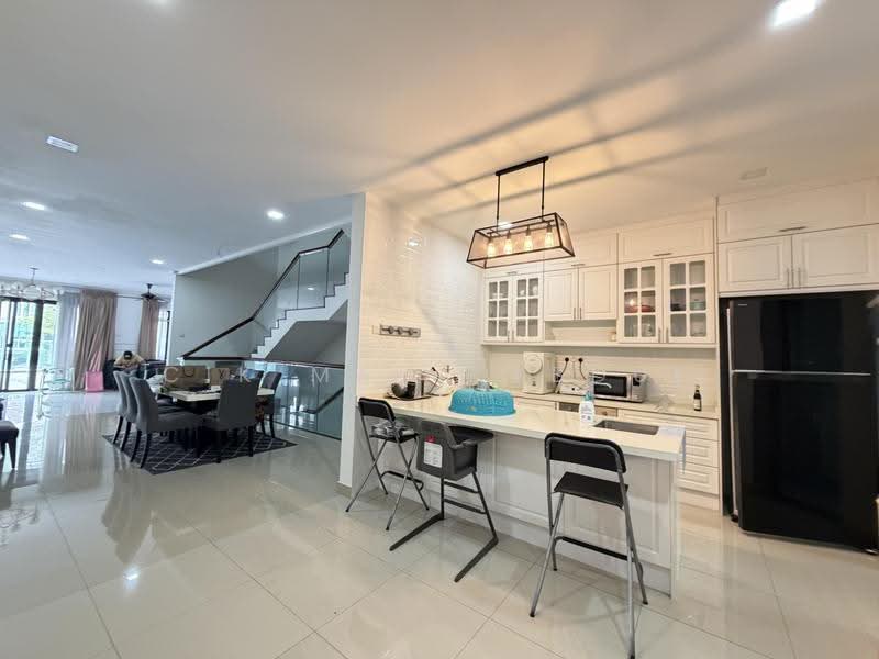 3-storey Terraced House for Sale in Taman Melawati (Ulu Kelang) - Cik Maya Abdul - Kitchen - PropertyGuru.com.my