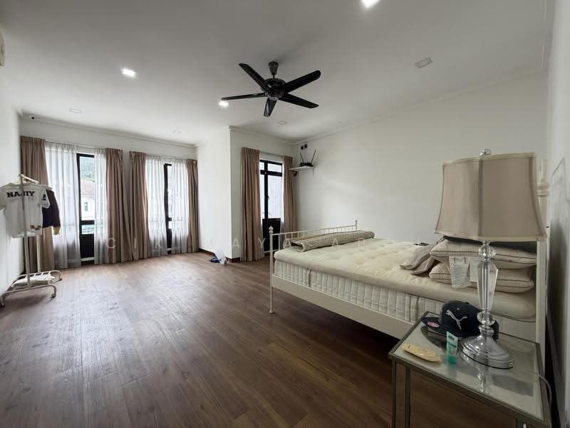 3-storey Terraced House for Sale in Taman Melawati (Ulu Kelang) - Cik Maya Abdul - Bedroom - PropertyGuru.com.my