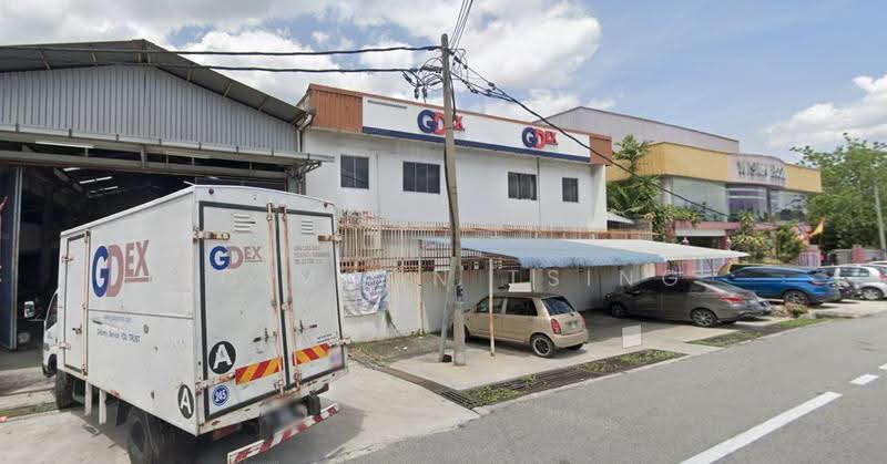 Shop / Office for Rent in Seri Kembangan (Selangor) - Ng Moon Tsing - Exterior - PropertyGuru.com.my