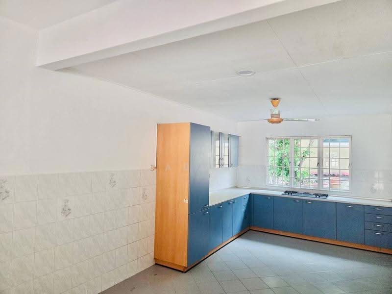 2-storey Terraced House for Rent in Usj 20 (Subang Jaya) - Aziz Abdullah - Kitchen - PropertyGuru.com.my