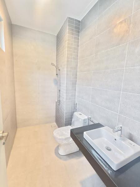 Semi-Detached House for Sale in Ampang (Selangor) - Hetha Chan - Bathroom - PropertyGuru.com.my