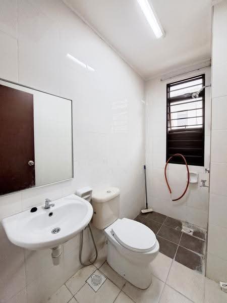 2-storey Terraced House for Sale in Denai Alam (Shah Alam) - Michelle Chong - Bathroom - PropertyGuru.com.my