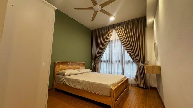 Service Residence for Rent at Maya Bay Residences @ Gamuda Cove - Hilmi Ariffin - Bedroom - PropertyGuru.com.my