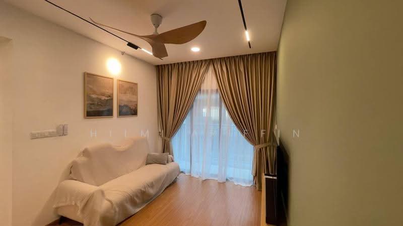 Service Residence for Rent at Maya Bay Residences @ Gamuda Cove - Hilmi Ariffin - Living Room - PropertyGuru.com.my