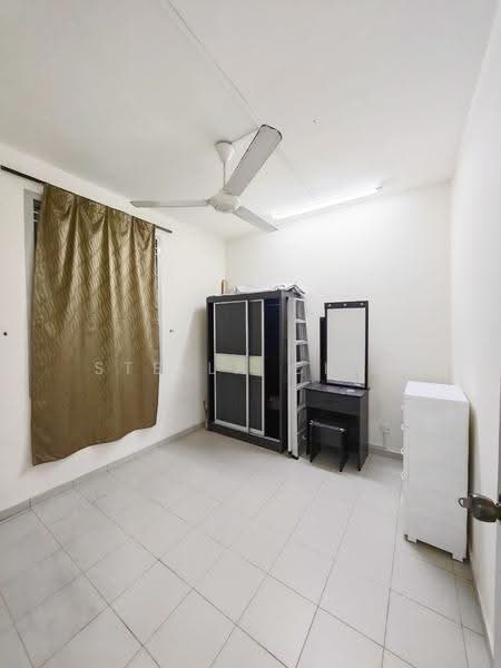 Apartment for Rent at Lake View Suites - Stella Chia - Bedroom - PropertyGuru.com.my