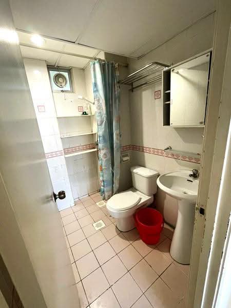 Condominium for Rent at Villa Emas - Edwin Ewe - Bathroom - PropertyGuru.com.my