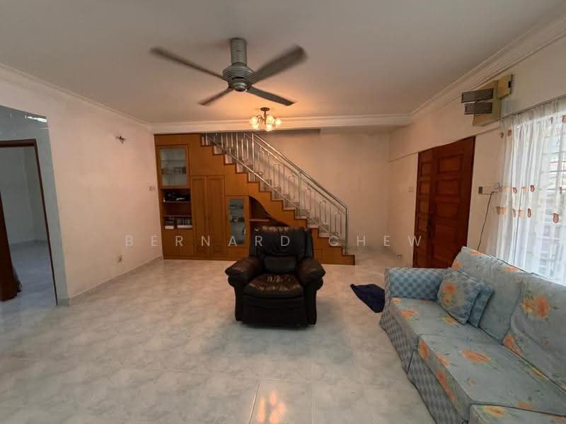 2-storey Terraced House for Sale in Sungai Ara (Penang) - Bernard Chew - Living Room - PropertyGuru.com.my