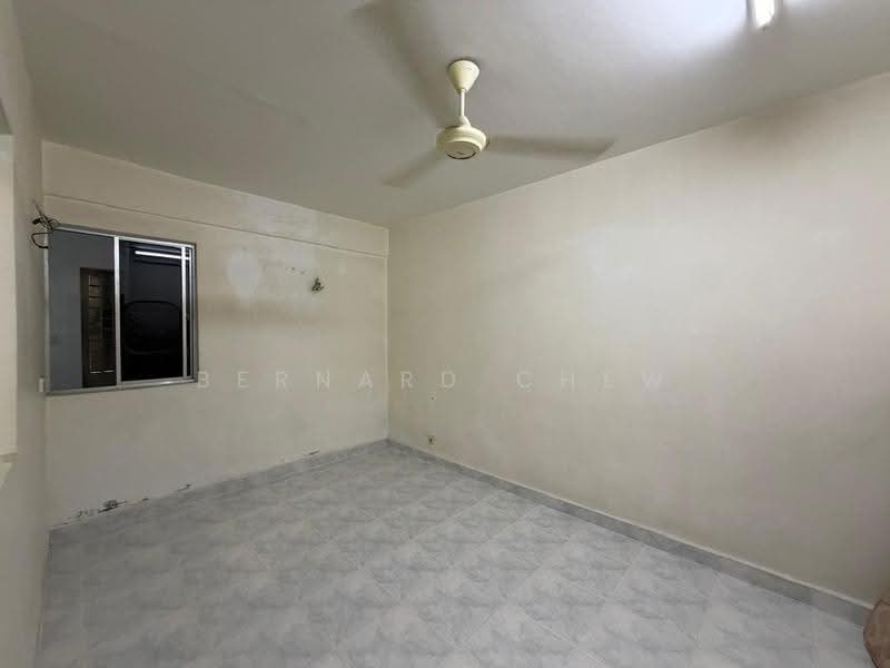 2-storey Terraced House for Sale in Sungai Ara (Penang) - Bernard Chew - Interior - PropertyGuru.com.my