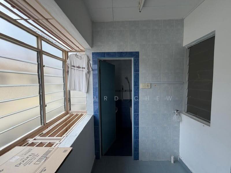 2-storey Terraced House for Sale in Sungai Ara (Penang) - Bernard Chew - Bathroom - PropertyGuru.com.my
