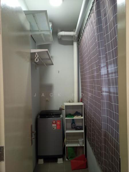 Service Residence for Rent at Nova Saujana - Jack Hor - Washing machine - PropertyGuru.com.my