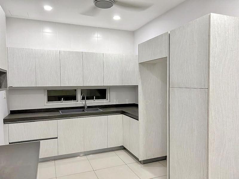 Condominium for Sale at Fiera Vista - Vincent Ooi - Kitchen - PropertyGuru.com.my