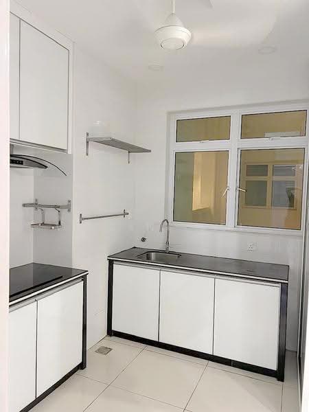 Condominium for Sale at Fiera Vista - Vincent Ooi - Kitchen - PropertyGuru.com.my