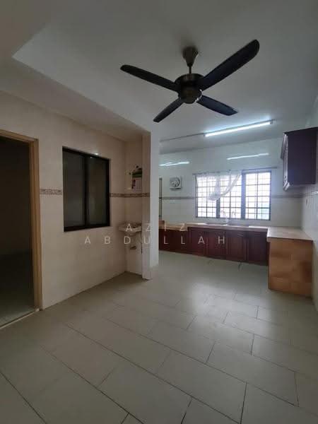 2-storey Terraced House for Rent in Usj 2 (Subang Jaya) - Aziz Abdullah - Kitchen - PropertyGuru.com.my