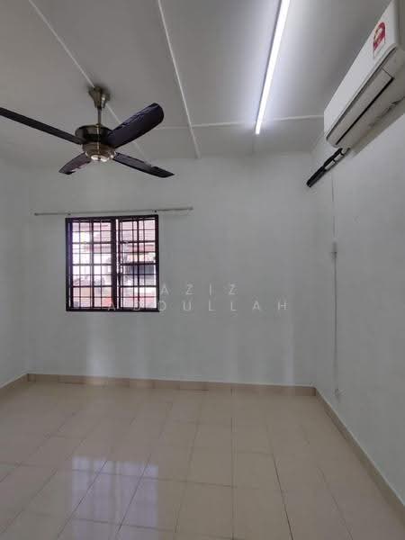 2-storey Terraced House for Rent in Usj 2 (Subang Jaya) - Aziz Abdullah - Interior - PropertyGuru.com.my