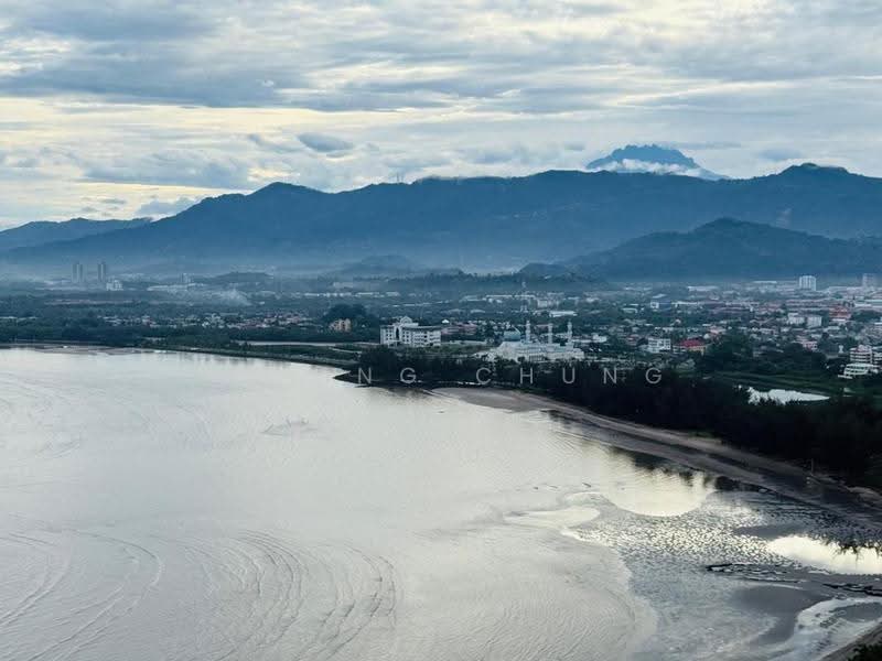 Kediaman Servis untuk Disewa di Bay Suites - May Chung - Balcony - PropertyGuru.com.my