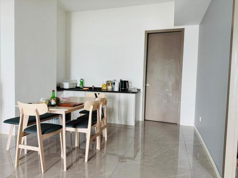 Kediaman Servis untuk Disewa di Bay Suites - May Chung - Dining Room - PropertyGuru.com.my