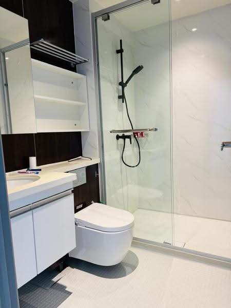 Kediaman Servis untuk Disewa di Bay Suites - May Chung - Bathroom - PropertyGuru.com.my