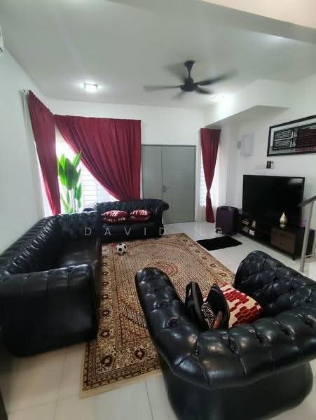 Rumah Teres 3-Tingkat untuk Dijual di Petaling Jaya (Selangor) - David Ng - Living Room - PropertyGuru.com.my