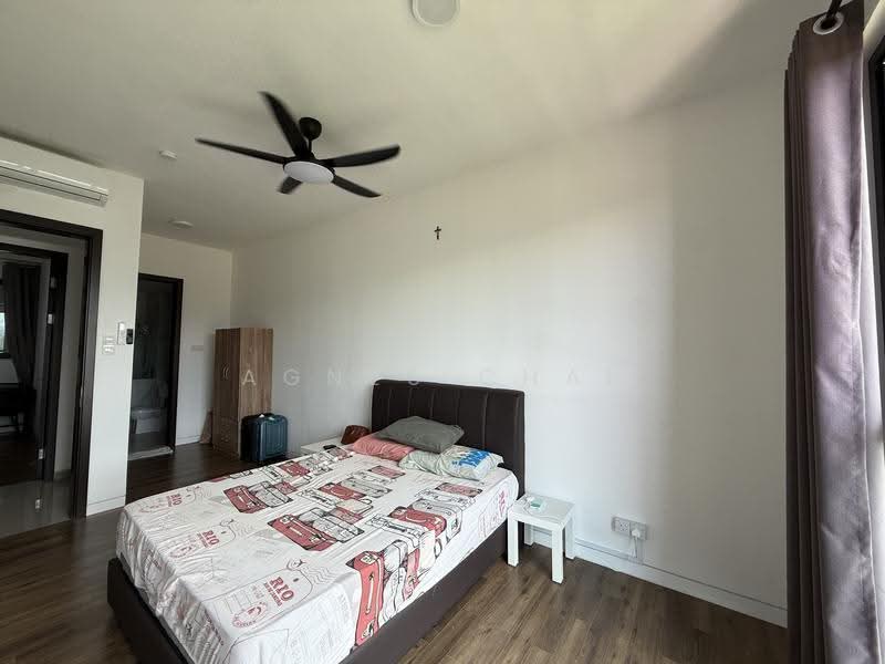 Kediaman Servis untuk Dijual di Elemen Utara KK - Agnes Chai - Bedroom - PropertyGuru.com.my