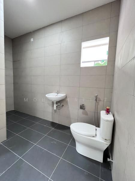 Service Residence for Sale at Stellar Residences - Mohd Hafiez - Bathroom - PropertyGuru.com.my