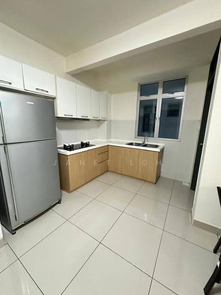 Service Residence for Sale at D'Ambience Residences (Pangsapuri Ikatan Flora) - Janet Loh - Kitchen - PropertyGuru.com.my