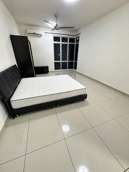 Service Residence for Sale at D'Ambience Residences (Pangsapuri Ikatan Flora) - Janet Loh - Bedroom - PropertyGuru.com.my