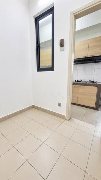 Kondominium untuk Disewa di Residence 8 - Sean Ch’ng - Kitchen - PropertyGuru.com.my