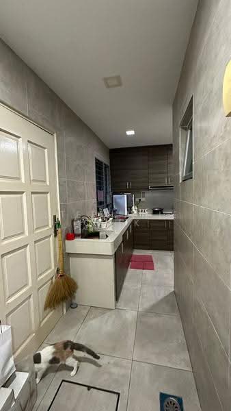 2.5-storey Terraced House for Rent in Sunway Alam Suria (Shah Alam) - Stephanie Quek - Kitchen - PropertyGuru.com.my