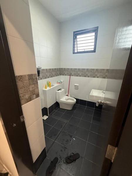 2-storey Terraced House for Sale in Taman Seri Austin (Tebrau) - Wenting Lee - Bathroom - PropertyGuru.com.my