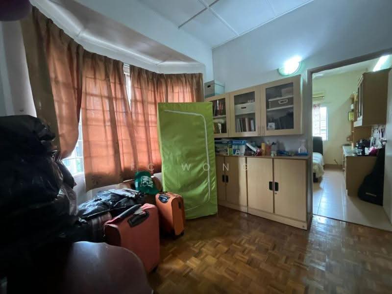 Rumah Berkembar untuk Dijual di Bandar Kinrara Seksyen 2 (Bandar Kinrara) - FC Wong - Living Room - PropertyGuru.com.my