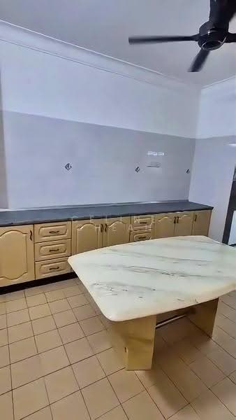 Rumah Teres 2-Tingkat untuk Dijual di Bayan Lepas (Penang) - Celine Cheah - Kitchen - PropertyGuru.com.my