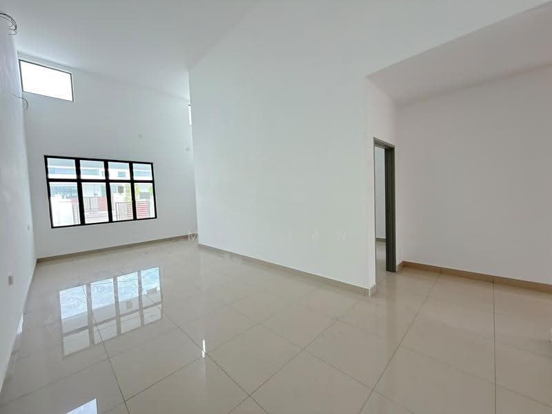 Rumah Teres 1-Tingkat untuk Dijual di Taman Mengkibol (Kluang) - May Tan - PropertyGuru.com.my