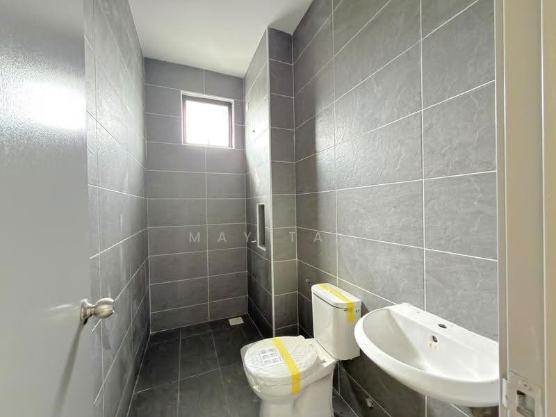 Rumah Teres 1-Tingkat untuk Dijual di Taman Mengkibol (Kluang) - May Tan - PropertyGuru.com.my