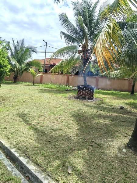 Rumah Berkembar untuk Dijual di Seremban (Negeri Sembilan) - Connie Chong - Garden - PropertyGuru.com.my
