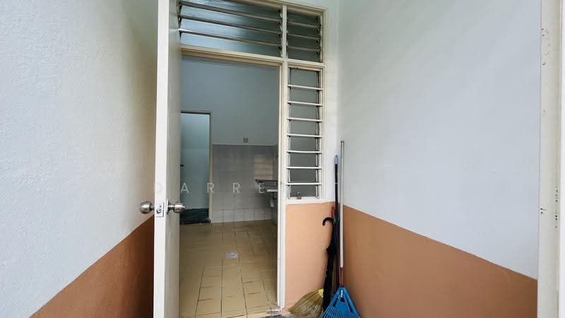 1-storey Terraced House for Sale in Taman Lestari Permai (Seri Kembangan) - Darren Toh - Interior - PropertyGuru.com.my