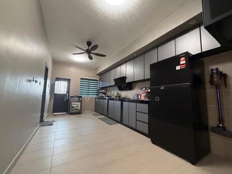Rumah Teres 2-Tingkat untuk Disewa di kulai (Johor Bahru) - Pauline Ng - Kitchen - PropertyGuru.com.my
