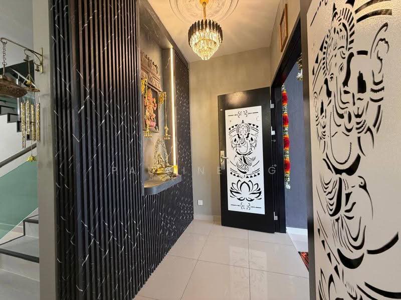 Rumah Teres 2-Tingkat untuk Disewa di kulai (Johor Bahru) - Pauline Ng - Entrance - PropertyGuru.com.my