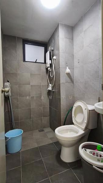 Kondominium untuk Disewa di Sky Awani Residensi 2 - Kean Yu - Bathroom - PropertyGuru.com.my