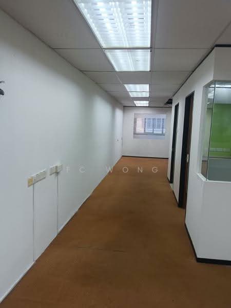 Shop / Office for Sale in Usj 1 (Subang Jaya) - FC Wong - Corridor - PropertyGuru.com.my