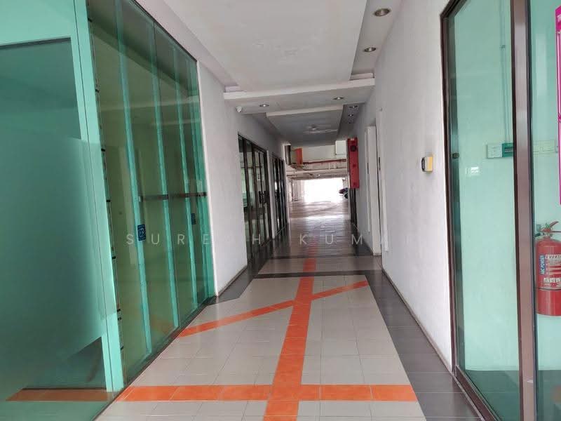 Shop for Rent in Puchong (Selangor) - Suresh Kumar - Corridor - PropertyGuru.com.my
