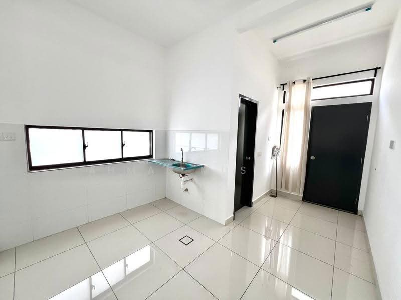 2-storey Terraced House for Sale in Bangi (Selangor) - Ahmad Muslim - Kitchen - PropertyGuru.com.my
