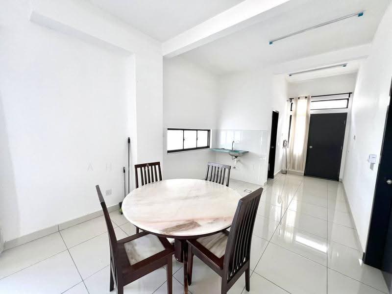 2-storey Terraced House for Sale in Bangi (Selangor) - Ahmad Muslim - Dining Room - PropertyGuru.com.my