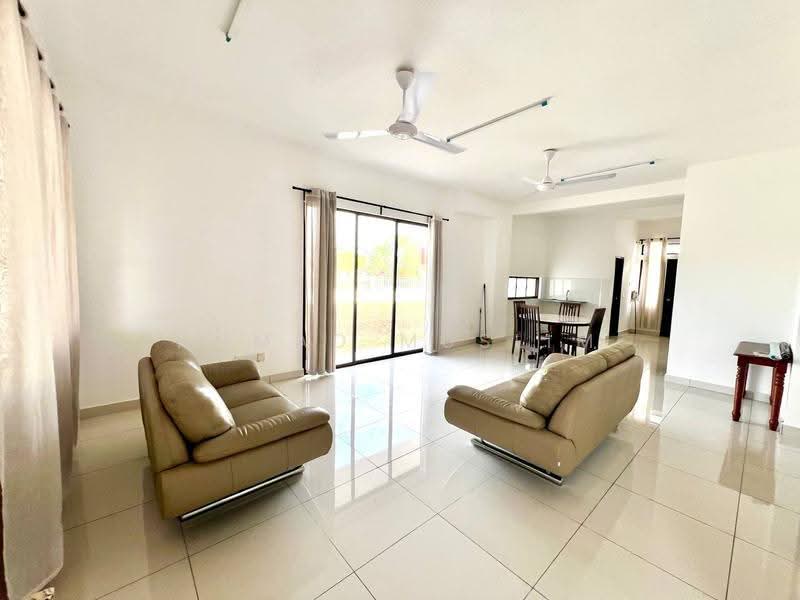 2-storey Terraced House for Sale in Bangi (Selangor) - Ahmad Muslim - Living Room - PropertyGuru.com.my