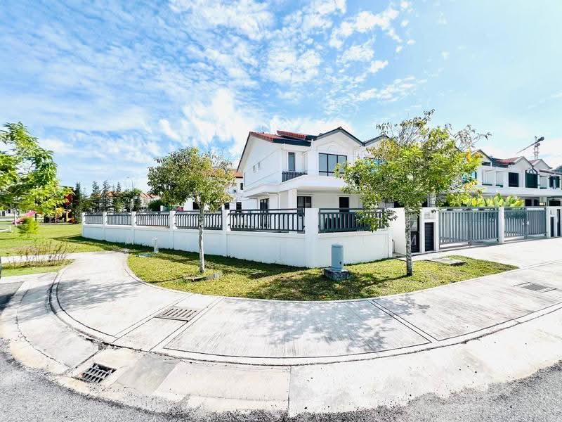 2-storey Terraced House for Sale in Bangi (Selangor) - Ahmad Muslim - Exterior - PropertyGuru.com.my