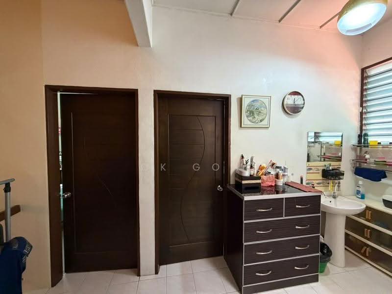 Rumah Berkembar untuk Dijual di Pantai Jerejak (Bayan Lepas) - CK Goh - PropertyGuru.com.my