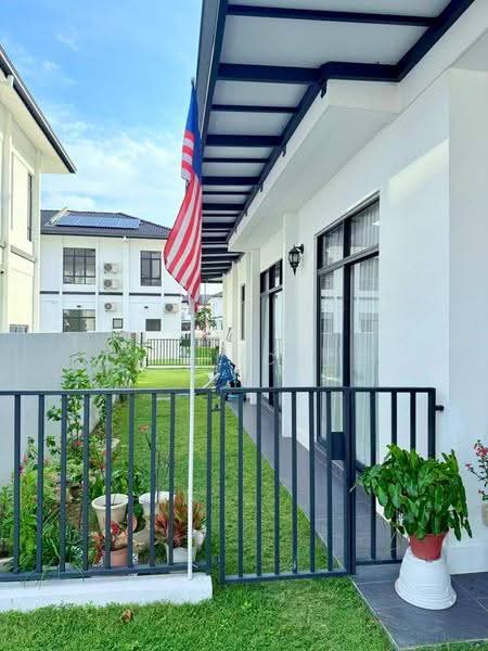 Semi-Detached House for Sale in Bandar Puncak Alam (Puncak Alam) - Caiyi Choo - PropertyGuru.com.my