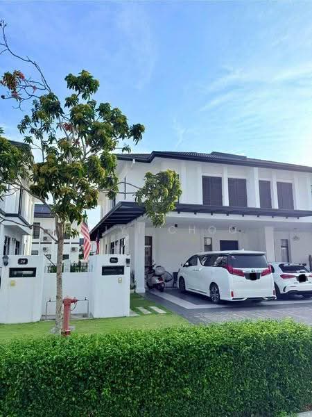 Semi-Detached House for Sale in Bandar Puncak Alam (Puncak Alam) - Caiyi Choo - PropertyGuru.com.my