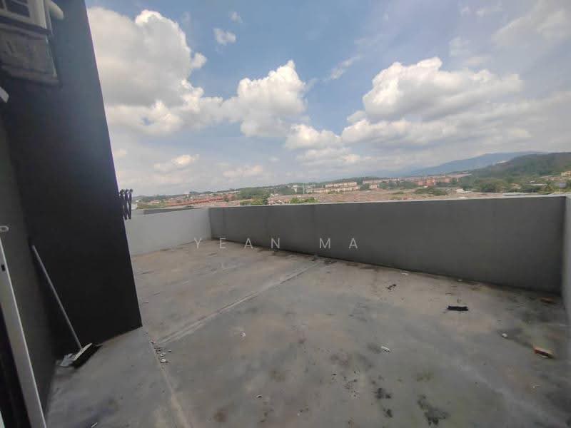 Kondominium untuk Dijual di Avia Plus, Bandar Country Homes - Yean Ma - Balcony - PropertyGuru.com.my
